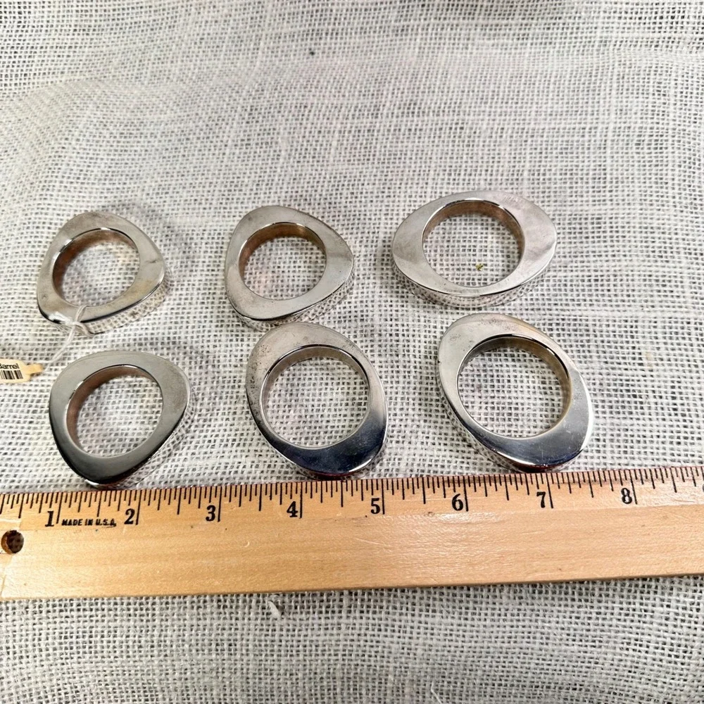 Crate‎ & Barrel Silver Napkin Rings Set of 6 Organic Asymmetric Shapes 620-211